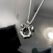 RHYTHMIC HORSESHOE LARGE NECKLACE / リズミックホースシューラージネックレス