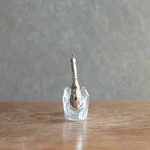 可憐な白鳥の小物入れ 24