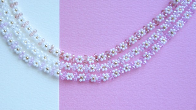 #6 tulip necklace -clear color-