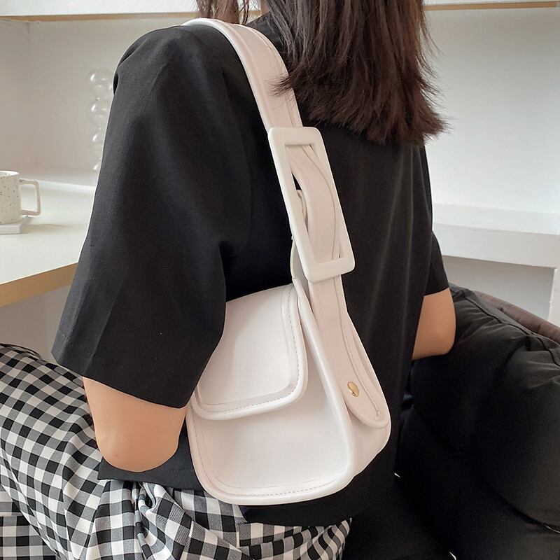 サマーショルダーバッグレッド 夏物 Tiancai_Wing_Bag78898371814