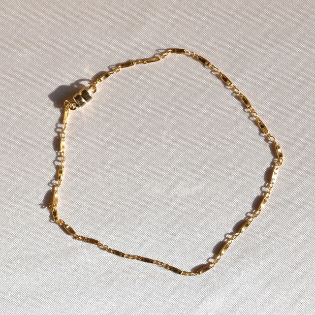 Sandy Blonde Anklet