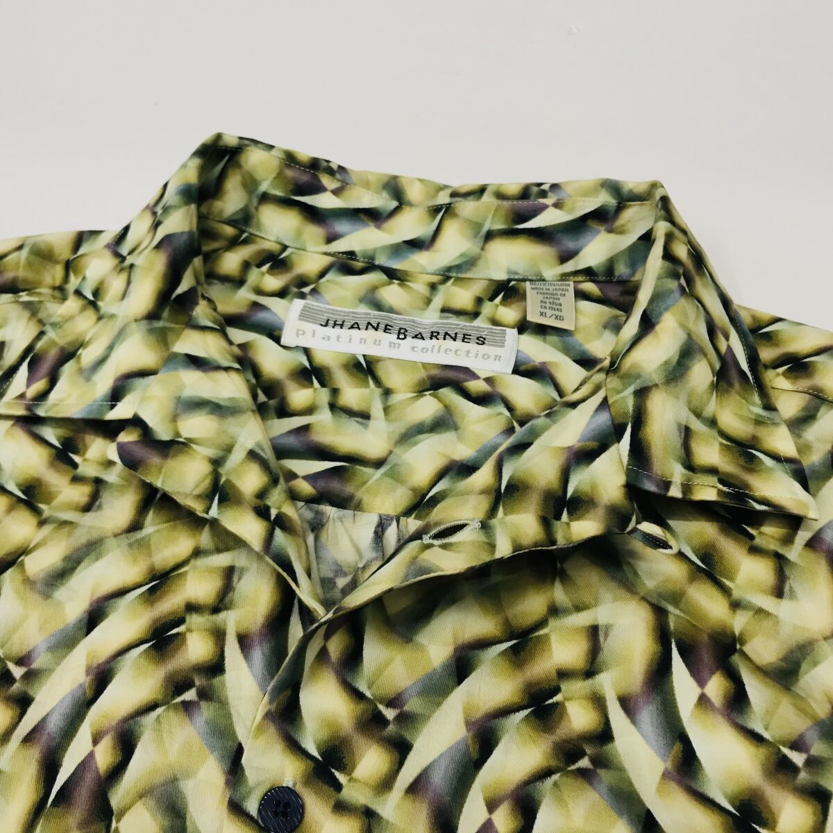 PLATINUM COLLECTION ジェーン バーンズ 半袖総柄シャツ カラフル