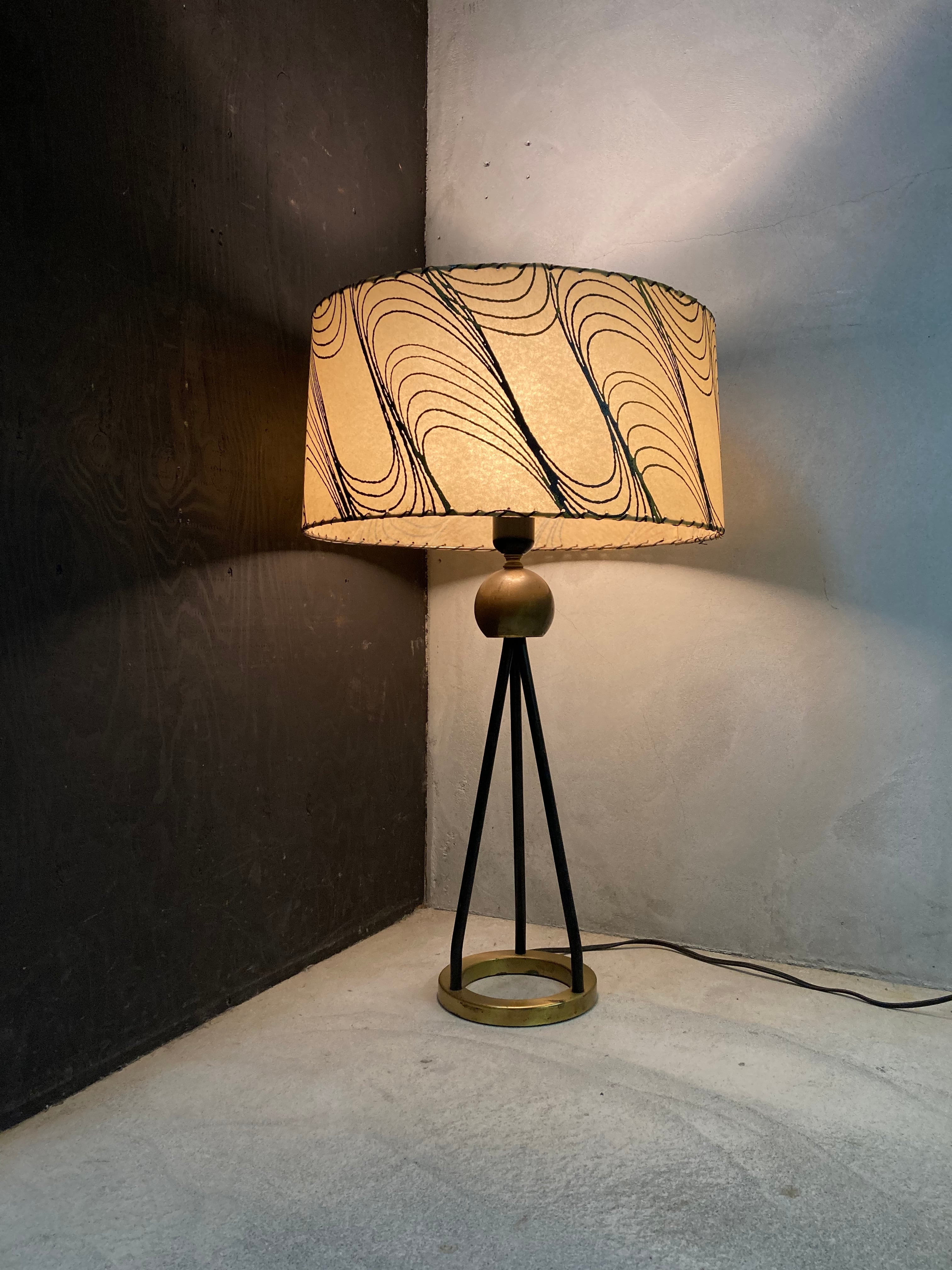 50s TABLE SHADE LAMP  (beady antiques)