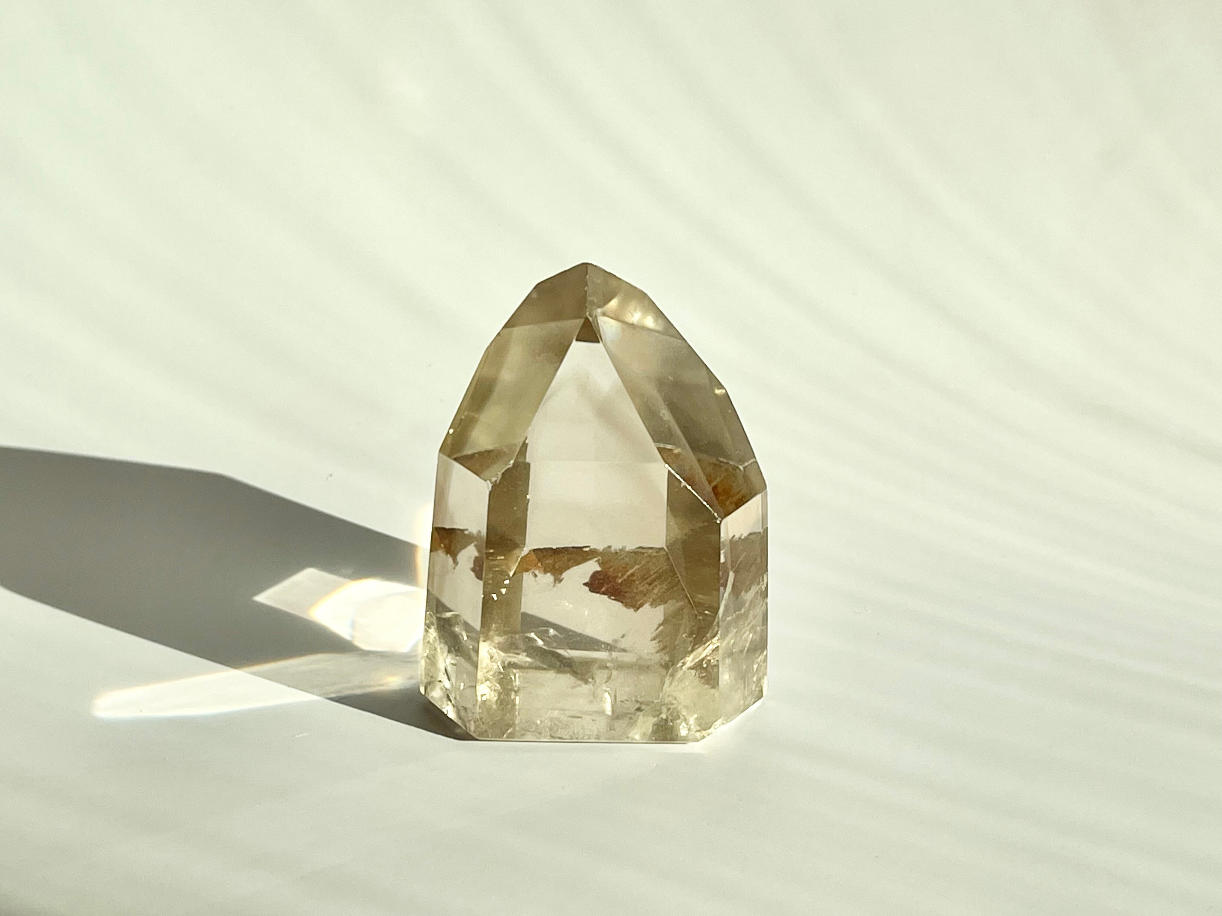 スモーキーファントムクォーツ