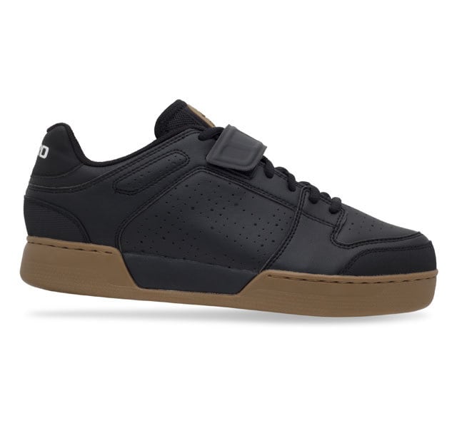 GIRO ジロ CHAMBER MTB SHOES Black / Gum | Room