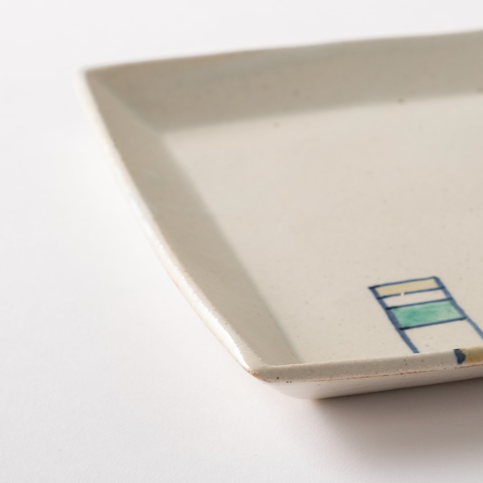 プレート 色絵 角皿 大皿 作家 加藤正也 アイボリー 瀬戸焼 インテリア