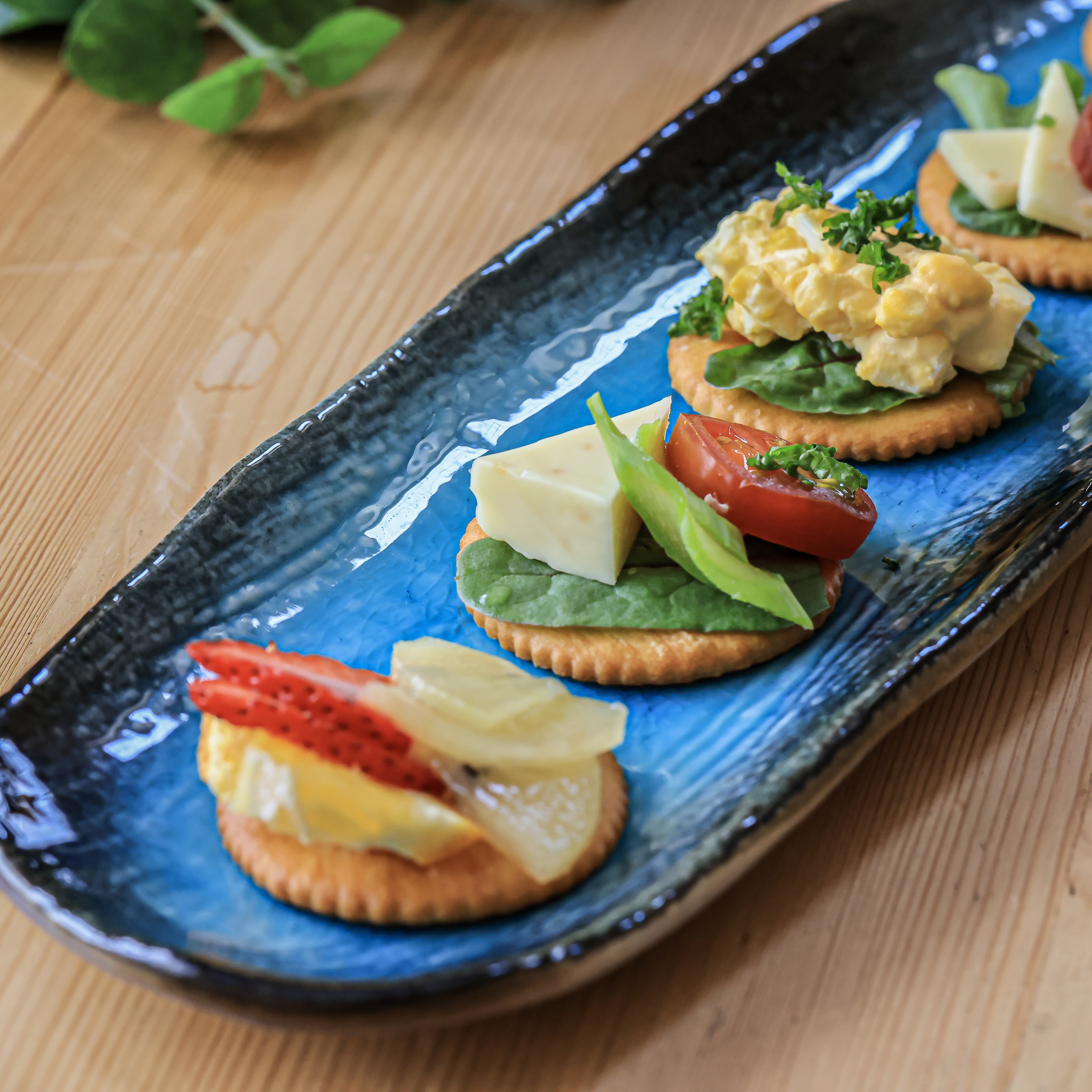 均窯スカイくし目長皿