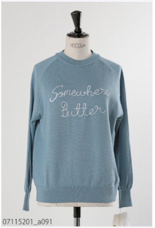 071-15201   　ロゴ刺繍ニットPO