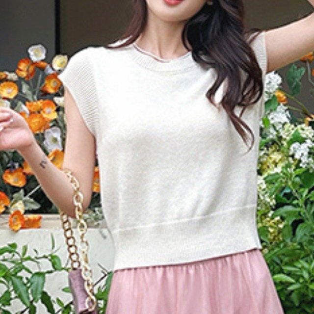 フレンチスリーブニットトップス   r001185