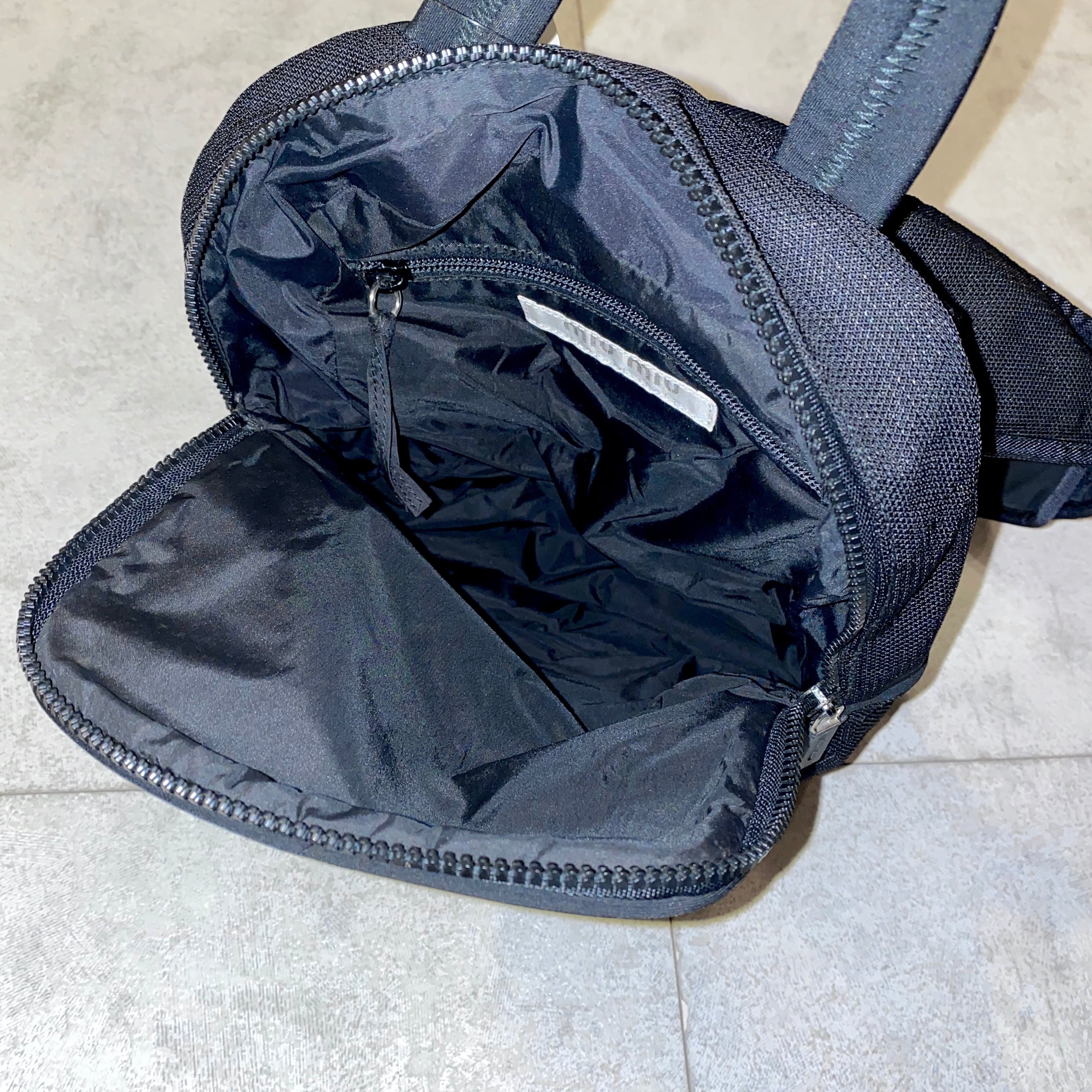 archive MIUMIU nylon shoulder bag | NOIR ONLINE