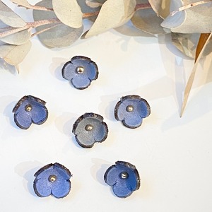 【アウトレット3D立体レザーフラワー】クローバーS(ピン付きタイプ）ラベンダー6個セット