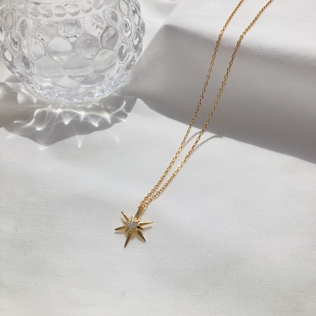 motif necklace