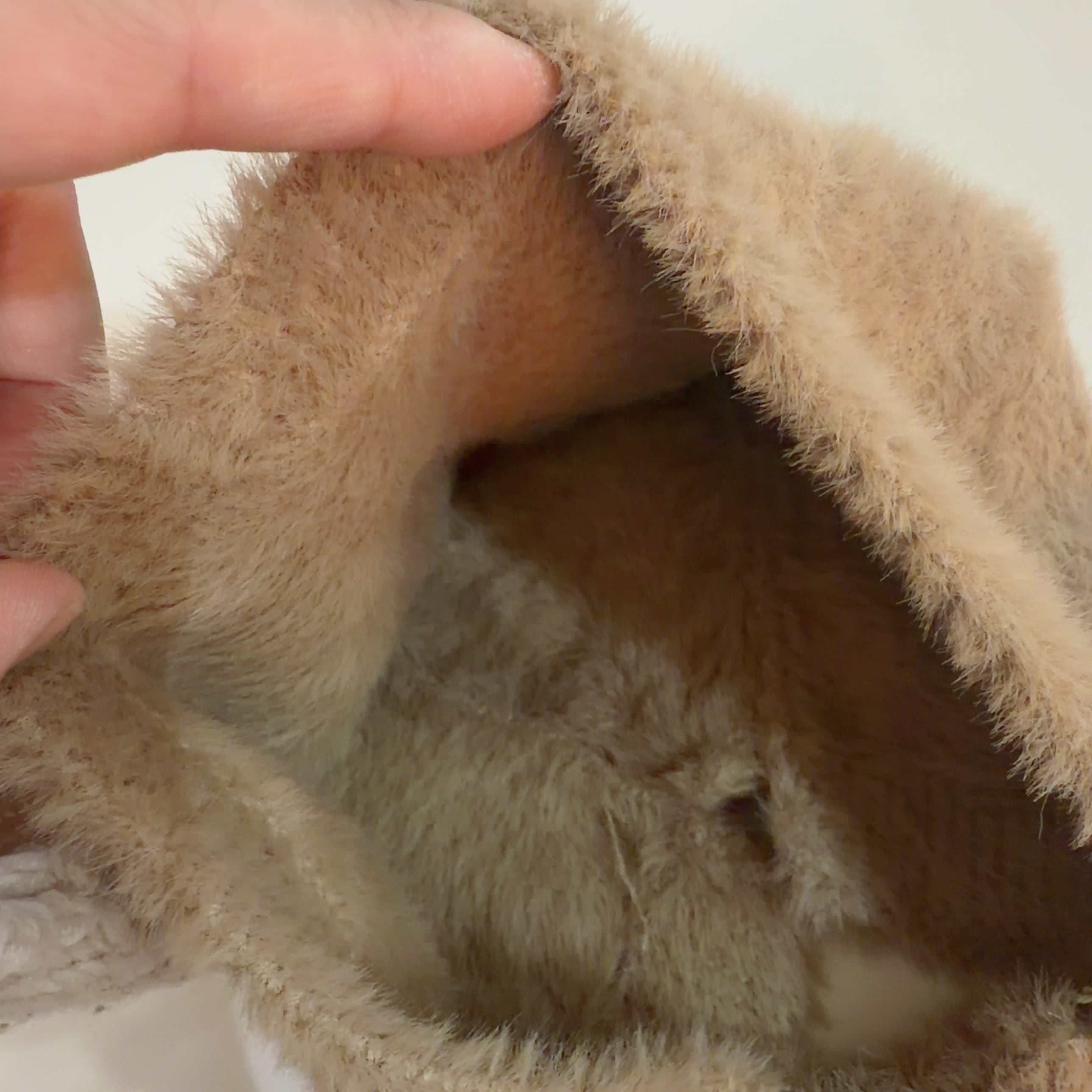 猫耳ニットボンネット