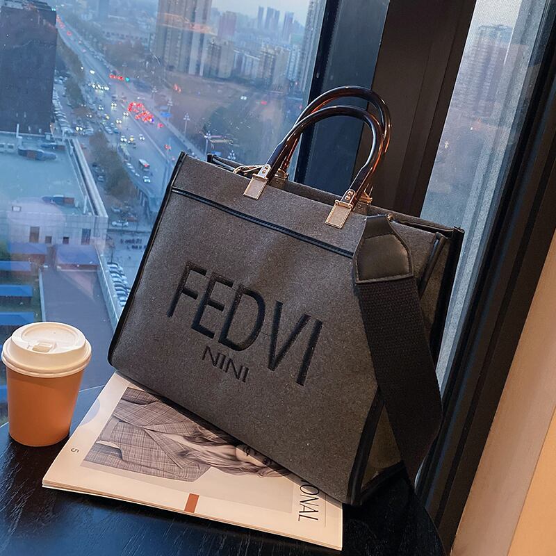 オータムウィンターレディースレッド 秋物 冬物 トートバッグ メッセンジャーバッグ 手作りハンドバック19043595137