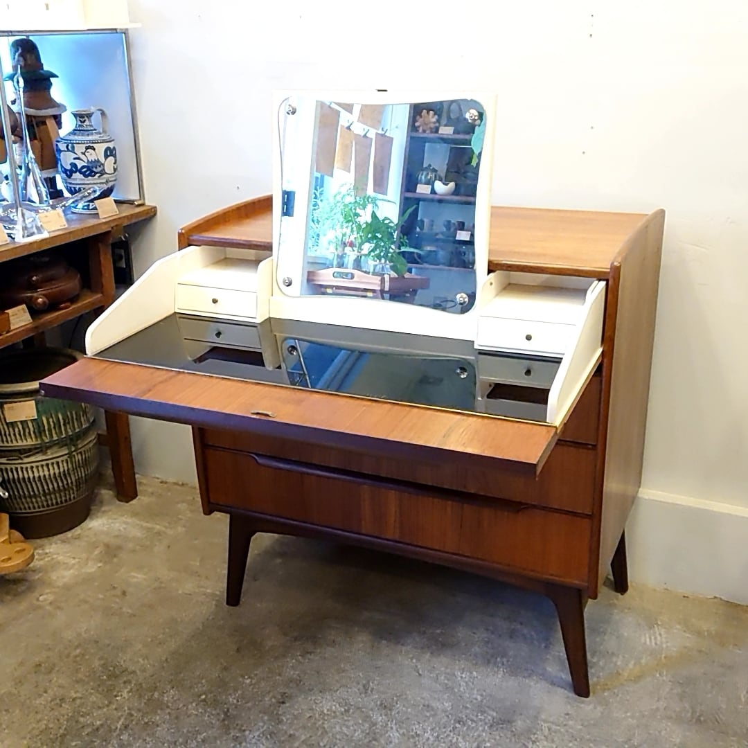 Denmark vintage dressing chest 北欧デンマーク ヴィンテージ