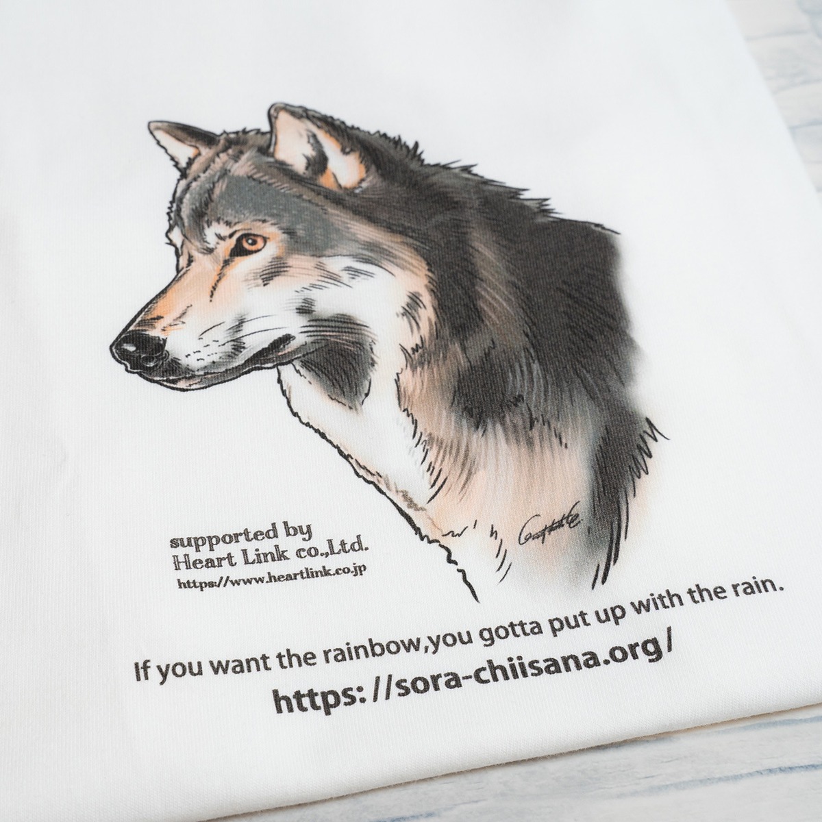 コヨーテTシャツ（ホワイト・カラープリント） | SORA小さな命を救う会 