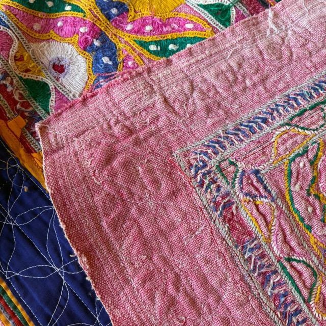 INDIA Vintage Rabari embroidered fabric 50×180cm 24000-2