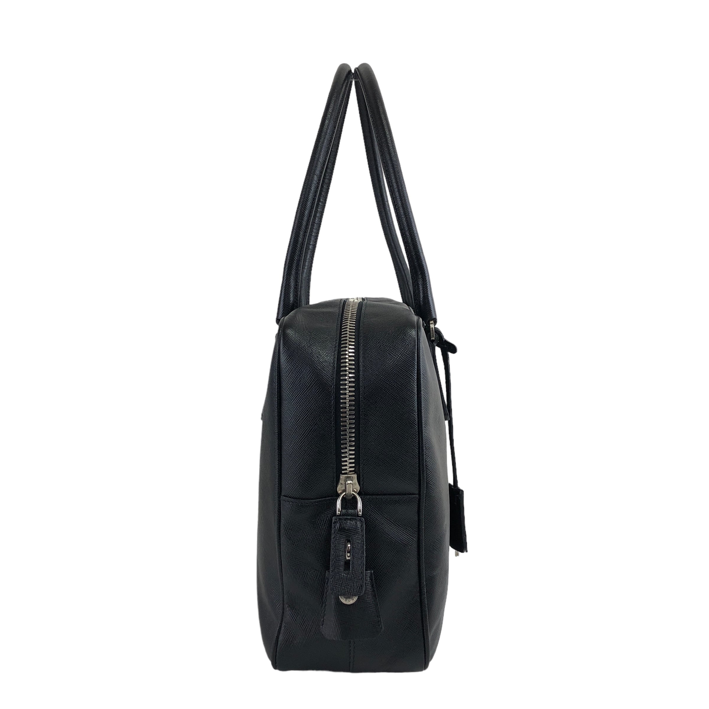 PRADA サフィアーノ Prada サフィアーノレザー ショルダーバッグ | ブラック | FARFETCH JP