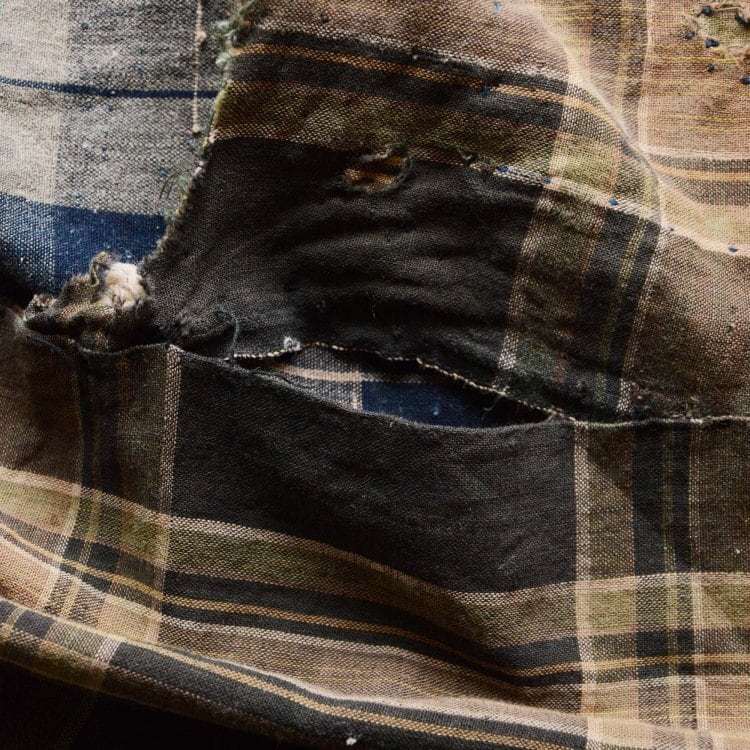古布 藍染 木綿 布団皮 襤褸 つぎはぎ ジャパンヴィンテージ ファブリック テキスタイル | Japanese Fabric Vintage  Cotton Indigo Futon Boro | 難波商店 powered by BASE