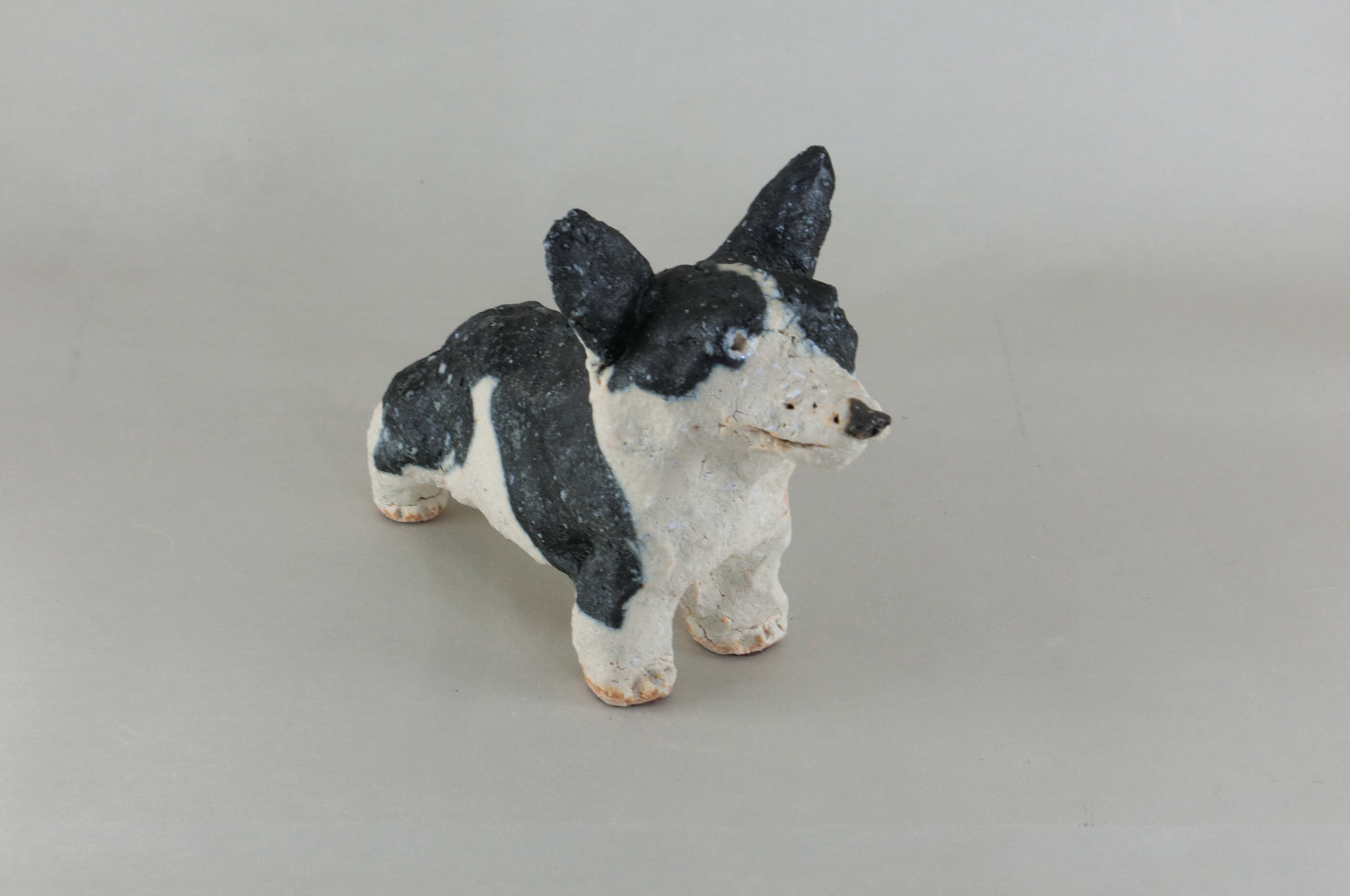 幸生窯　前川幸市作　犬　ウエルシュ・コーギーカーディガン