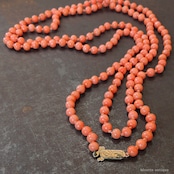 英国アンティークジュエリー 9ctゴールド コーラル ロングネックレス(ソーティングメモ付)