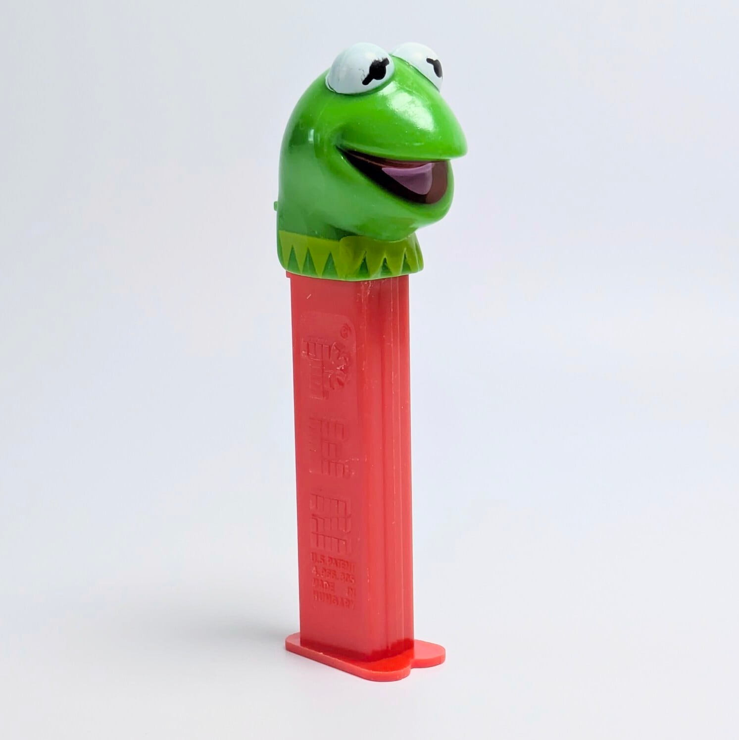 ☆ VINTAGE1990年代 ☆【 The Muppet Show ( マペット・ショー )  】『 カーミット 』PEZ / ペッツ / CANDY&DISPENSER / ヨーロッパPEZ（ハンガリー） 〚アメリカン雑貨 アメトイ〛