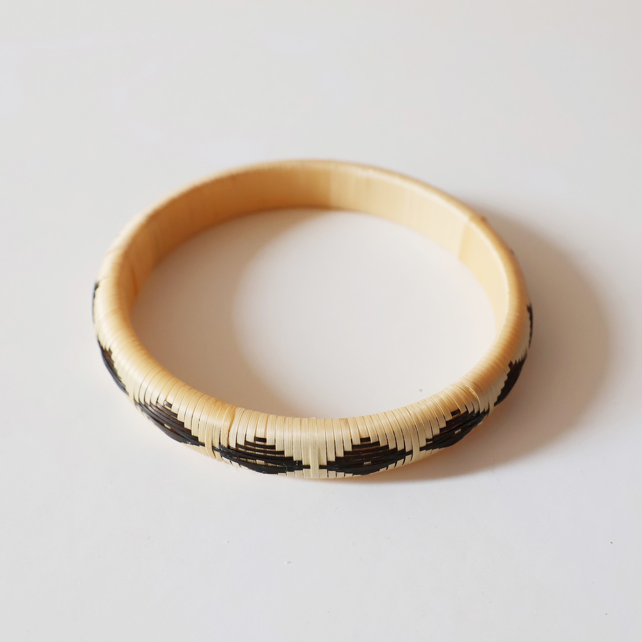 【TBHC】タイ伝統竹細工センター BAMBOOバングル mono