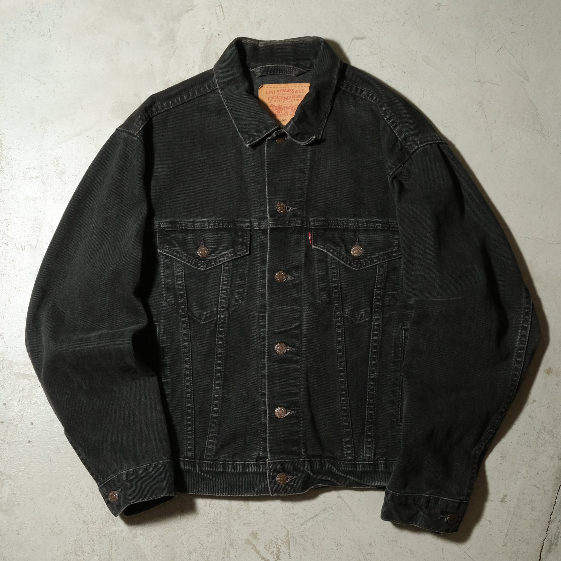 80's Levi's 75506 yarn dyed black denim jacket made in Canada [46