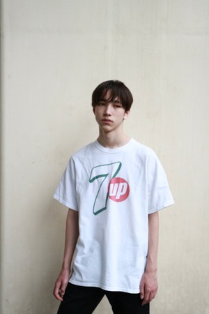 Vintage 7up t shirt