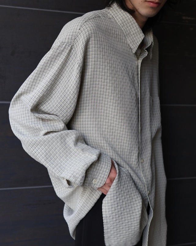 Oversized checked shirt
