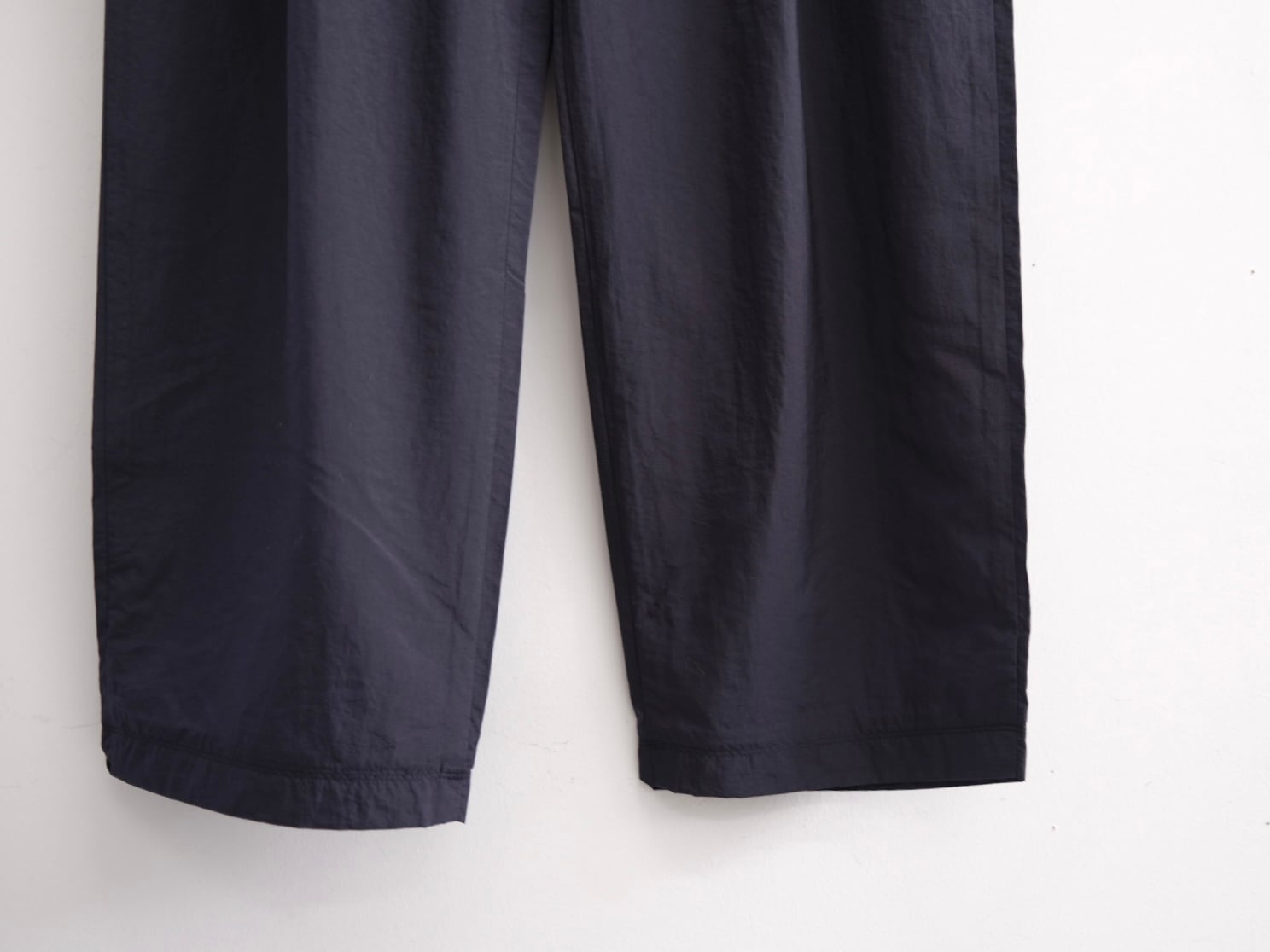 TEATORA” HOVERLAYER WALLET PANTS RESORT - HL “ | Lapel online store