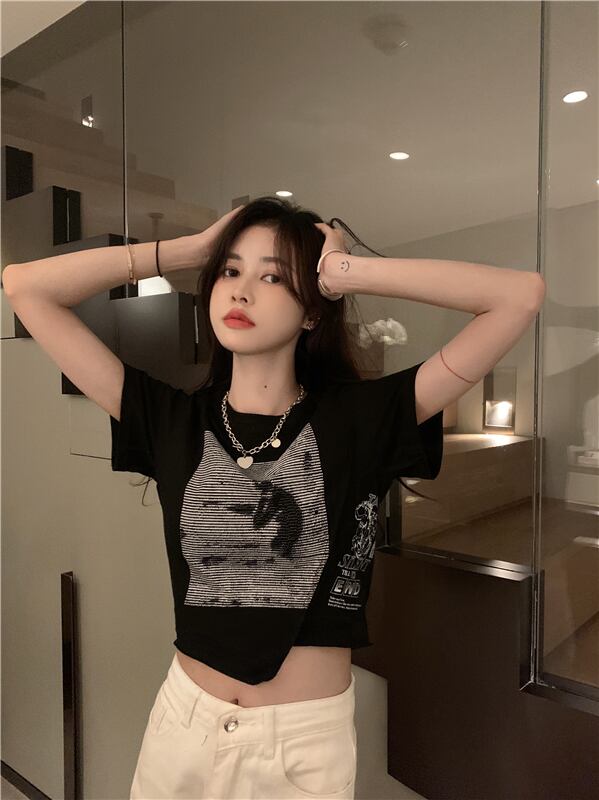 プリントTシャツ サマーショートスリムトップス 夏物 ブラックストロベリース53201228540