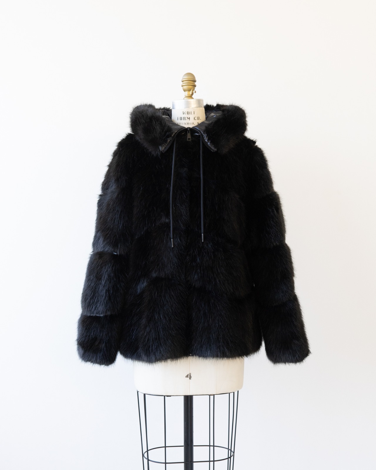 〈MONCLER〉EPILOBE Fur coat