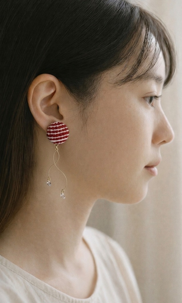 あじろ織アシンメトリーくるみイヤリング