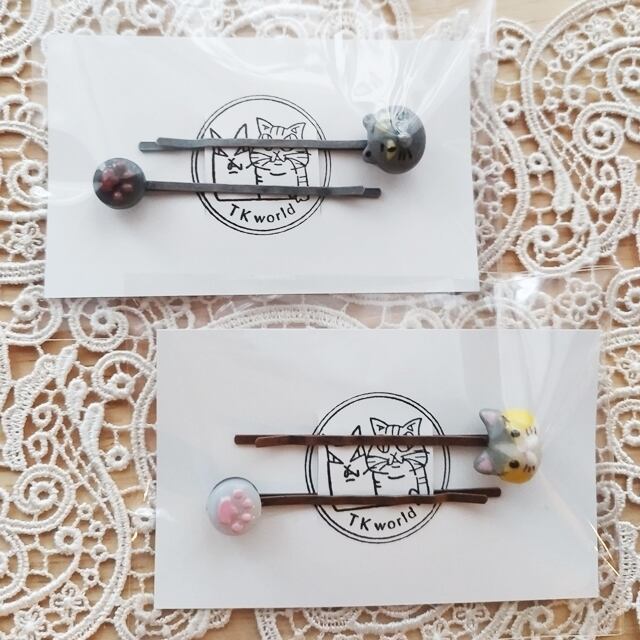 ぷっくり♡つんやり☆ねこに肉球ヘアピン 全2種 | TKworld~ねこの