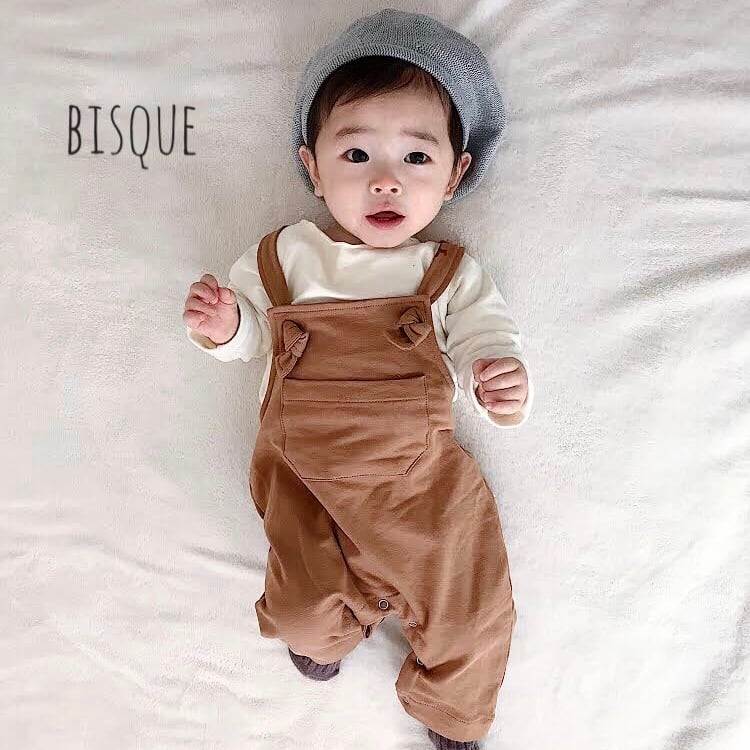 サロペットロンパース