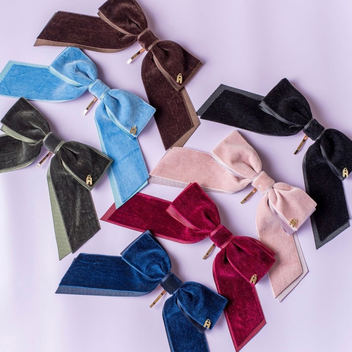 ベロアグログランリボンポニーテールフック