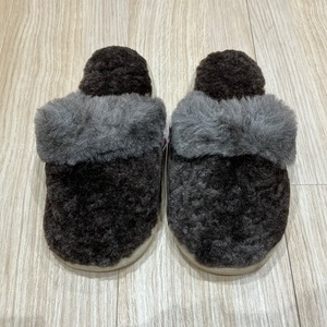【1点のみ】ナチュラルポイントムートンスリッパ③　M：23～25cm