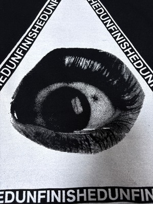 UNFINISHED eyeTシャツ26018