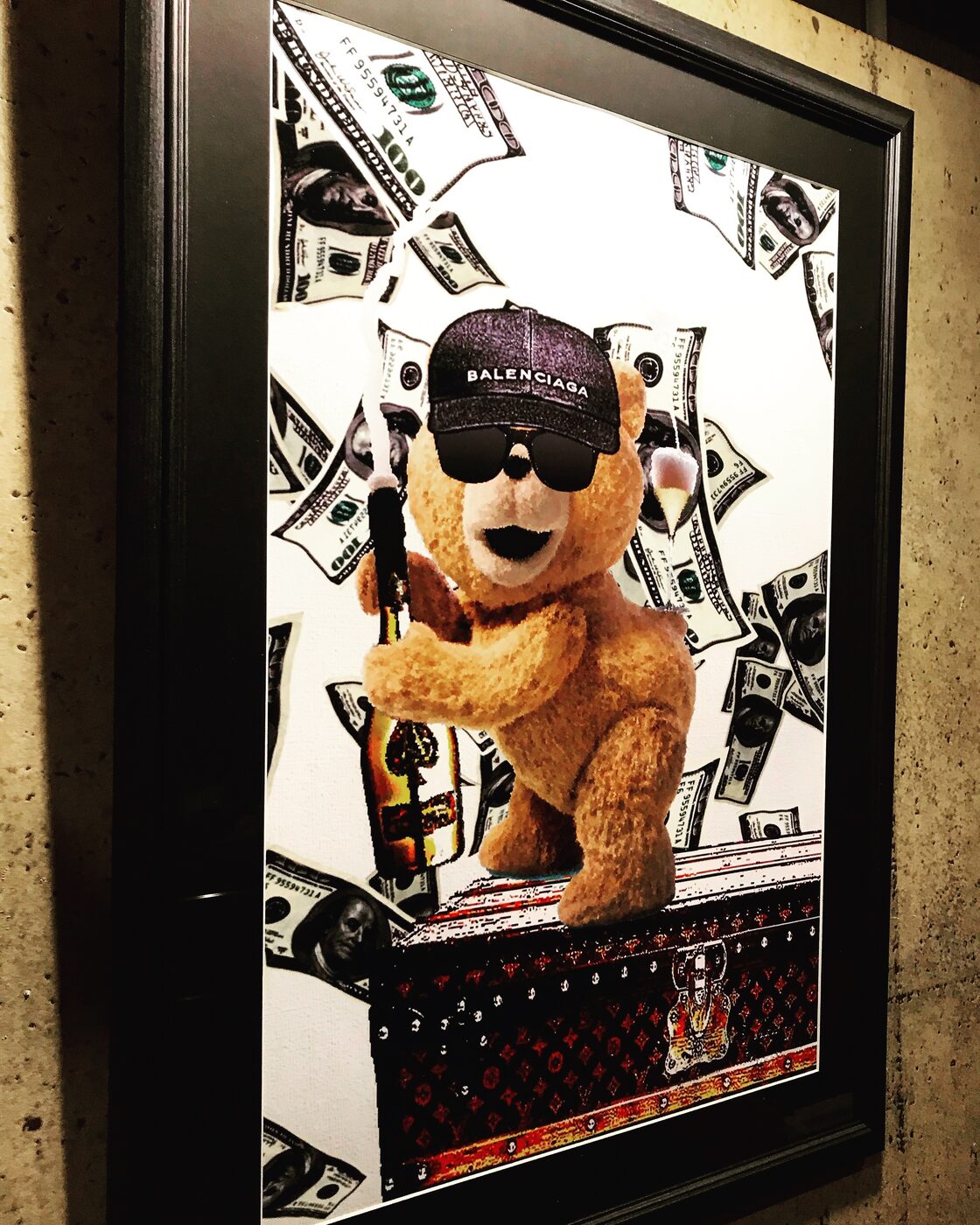 Grysonアート2.5Lテッドバレンシアガアルマンドオマージュパロディ  