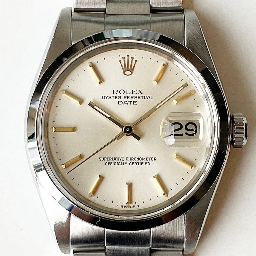 Rolex Oyster Perpetual Date 1500 (54*****) Silver dial with Gold