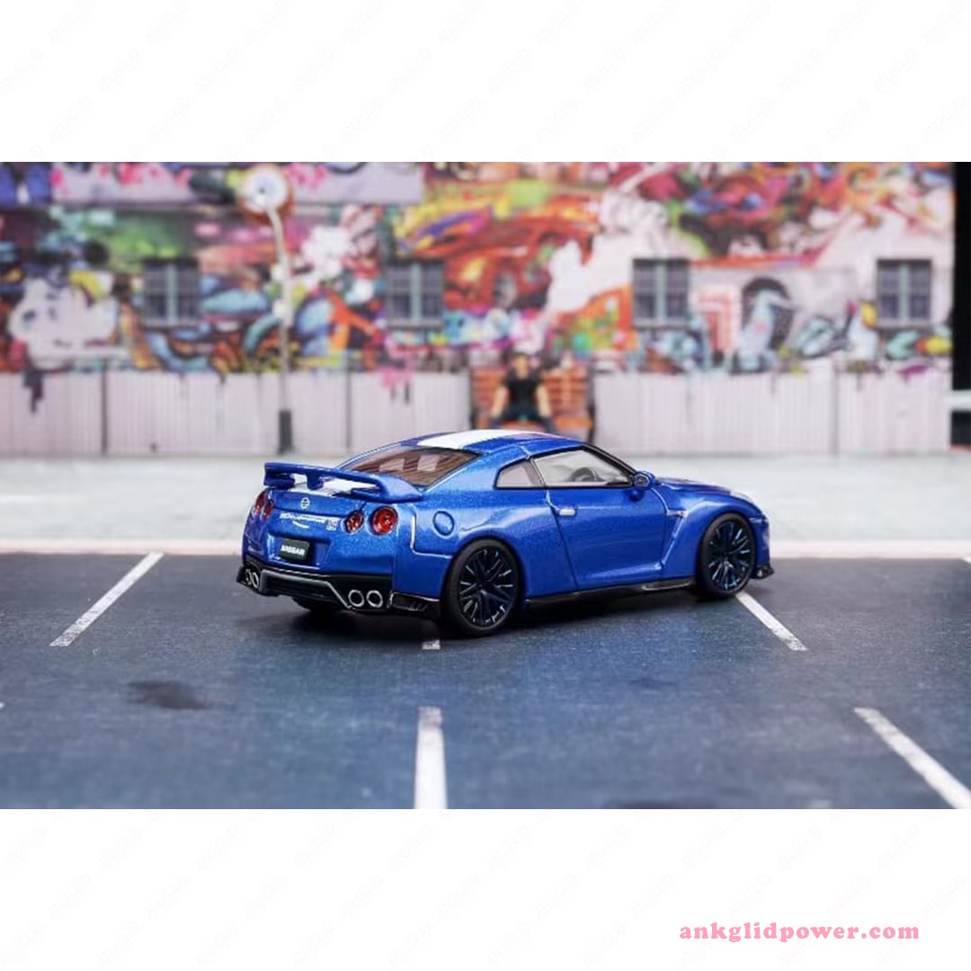 MOTORHELIX モーターヘリックス 1/64 NISSAN GT-R R35 50th