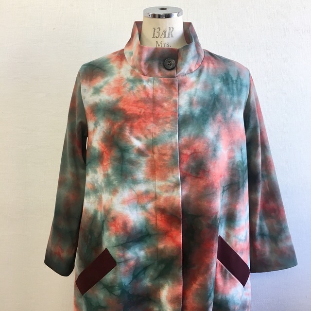 セール価格 大人カッコイイ 手染め風コットン立ち襟フレアロングジャケット 裏地付き 赤グリーン サイズフリーl アート デコムス ピペ