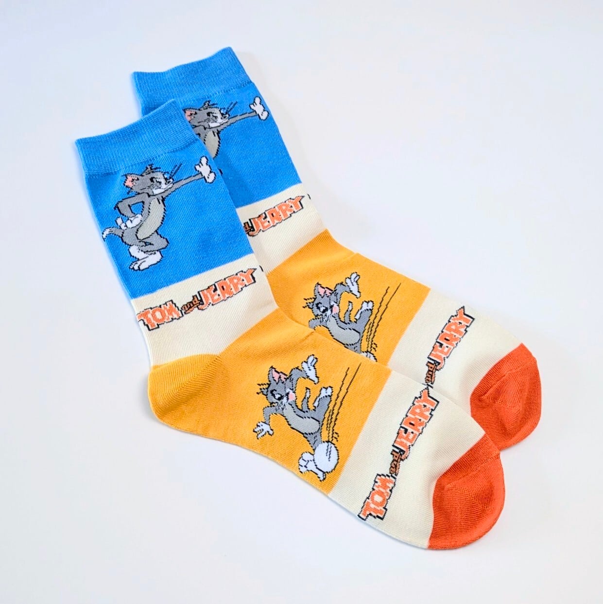 ♧【 crew socks / クルーソックス 】Tom and Jerry ( トムとジェリー ) / トムジェリ / 靴下 / フリーサイズ〚アメリカン雑貨 アメトイ〛