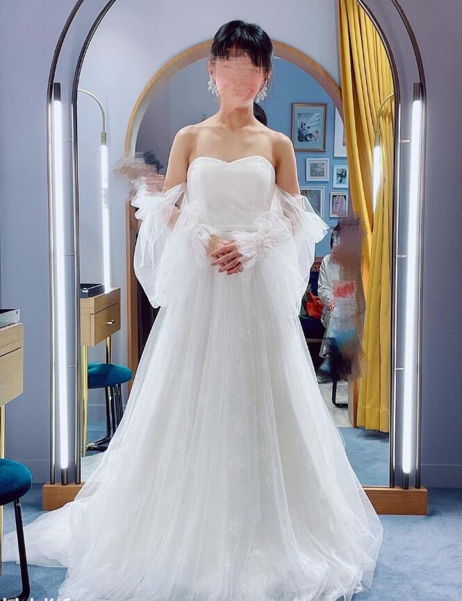 ウエディングドレス 取り外し袖 華やかなトレーン 繊細レース 披露宴 2  