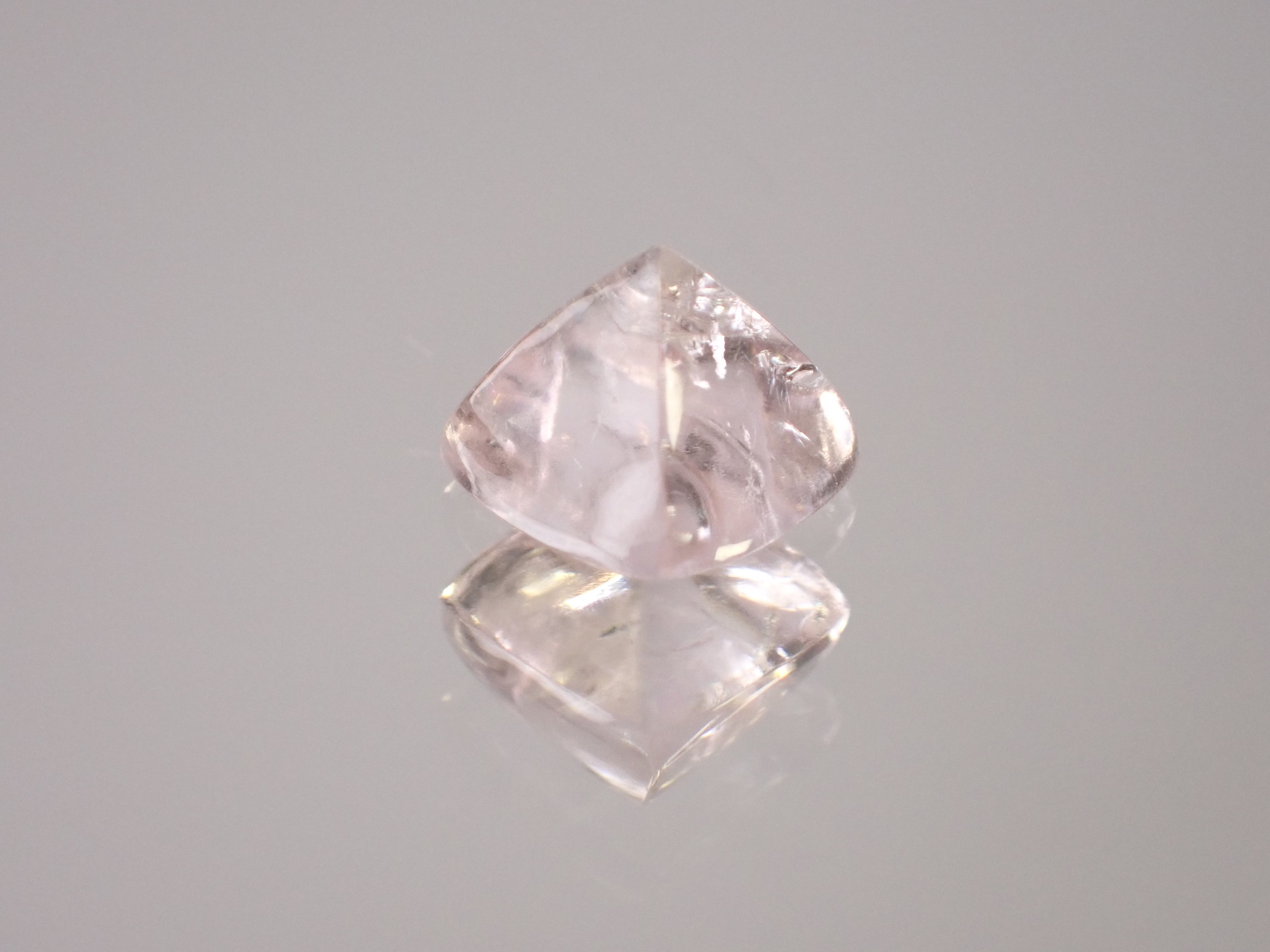 モルガナイト 1.76ct [C13‐640] | differencee(ディファレンシー)