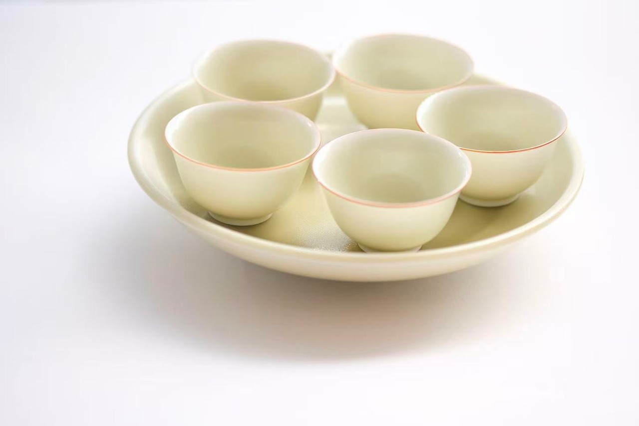陸寿義 Lu Shouyi - 景徳鎮 黄釉杯 cup
