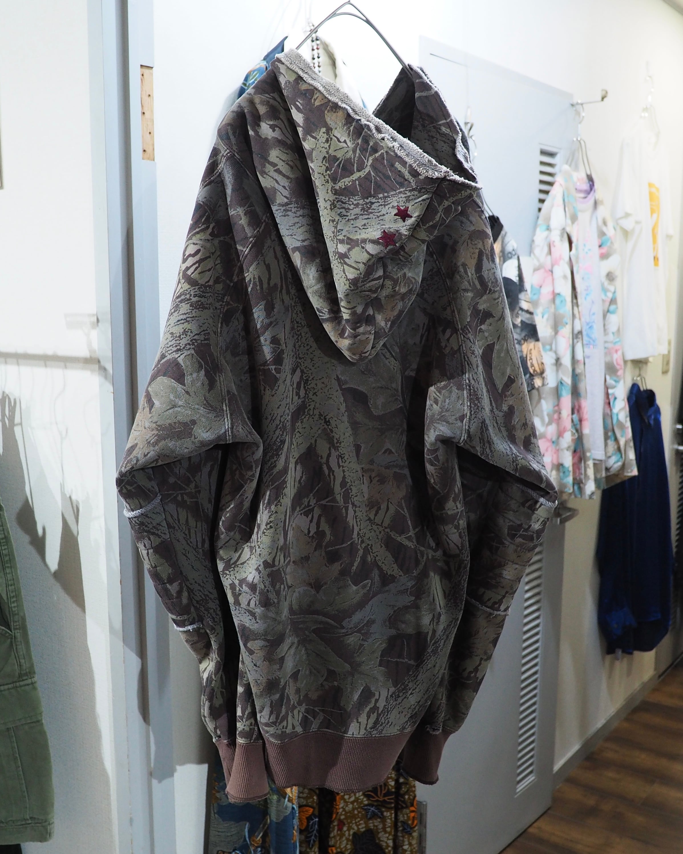 2002s " PPFM - Archive " Beautiful Aging Camouflage × Two stars Embroidery Full zip Parker ピーピーエフエム アーカイブ 星刺繍 パーカー