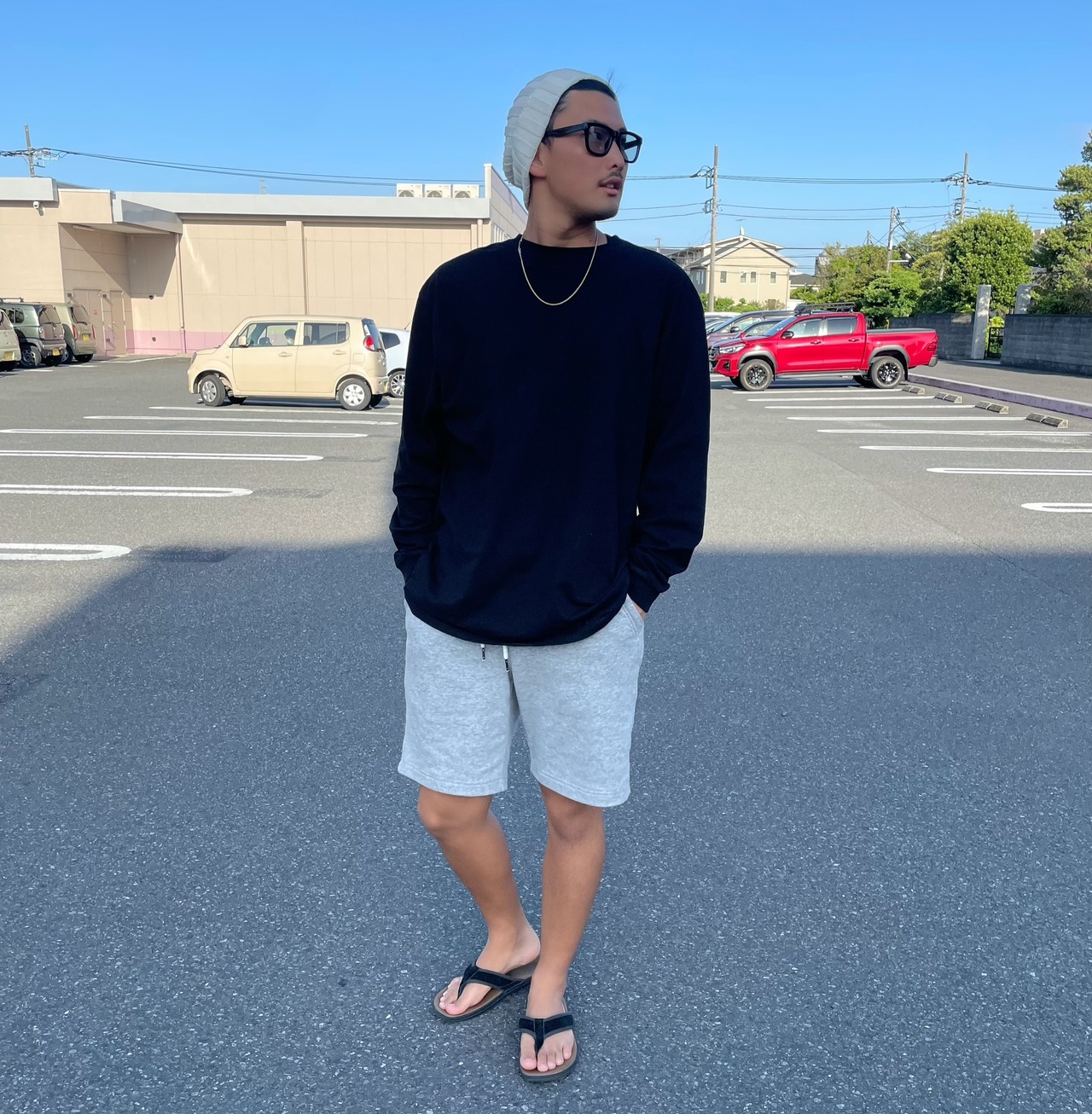 Big Flame Sunglasses - Black / Light Gray