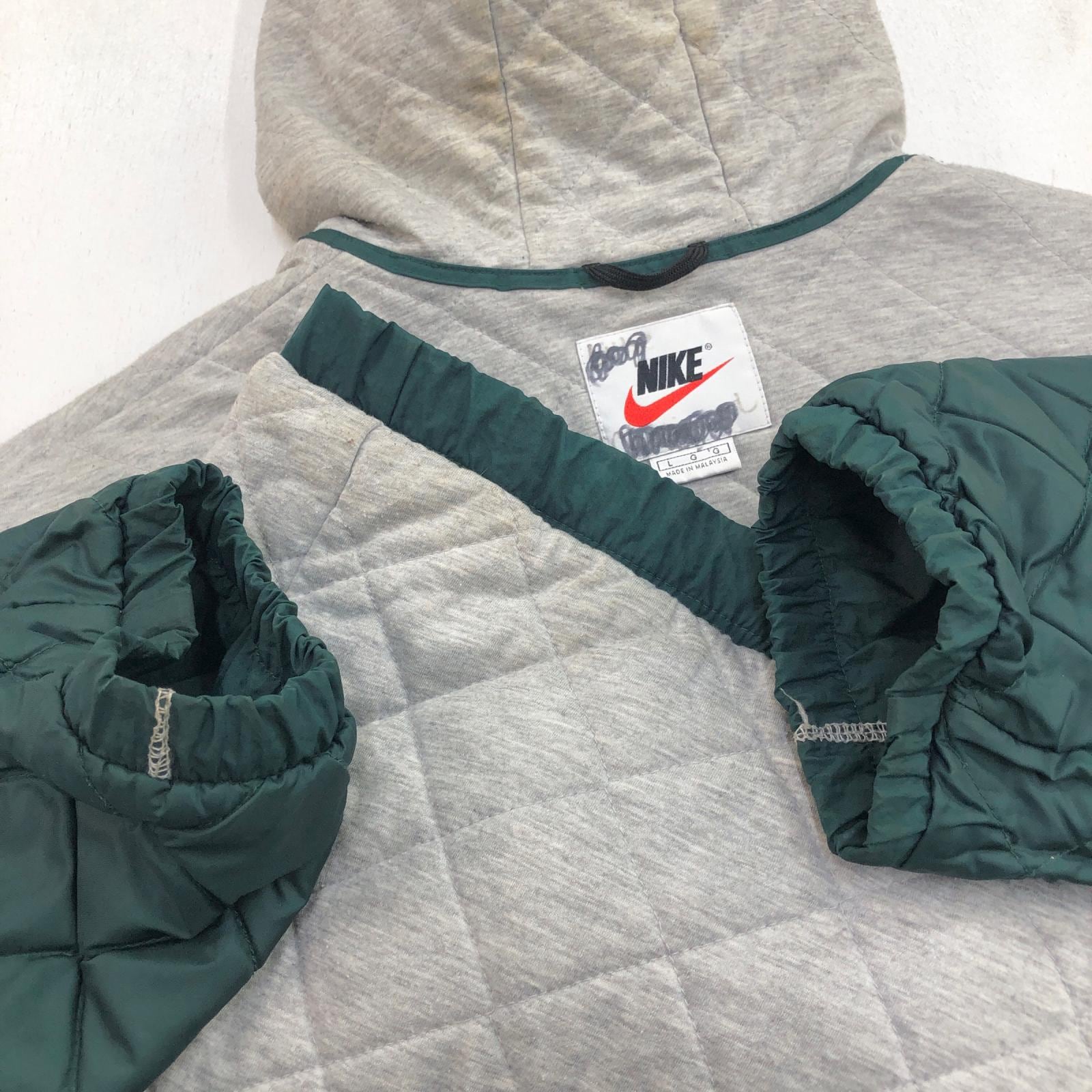 vintage NIKE ナイキ 中綿キルティング ナイロンジャケット NIKE ナイキ 90年代 中綿キルティング ナイロンパーカー ジップ
